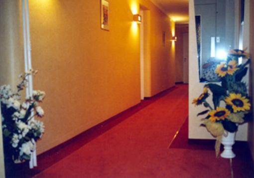 Gastro Bahnhof Post Kreuzlingen Ag ครูซ์ลิงเกน ภายนอก รูปภาพ