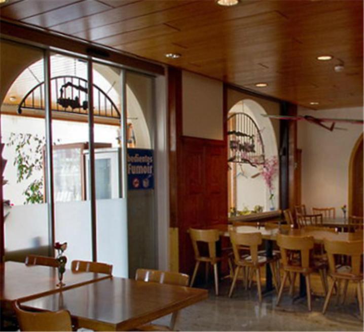 Gastro Bahnhof Post Kreuzlingen Ag ครูซ์ลิงเกน ภายนอก รูปภาพ